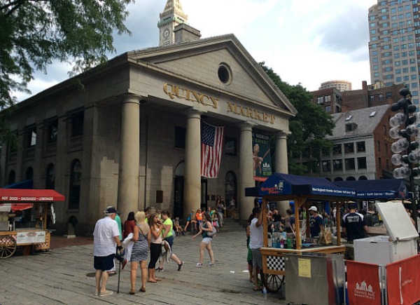 1.1406592000.quincy-market-from-the-outside – Therileys Big Adventure